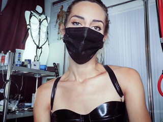 Mistress Euryale luxurious chick caresses lips sex