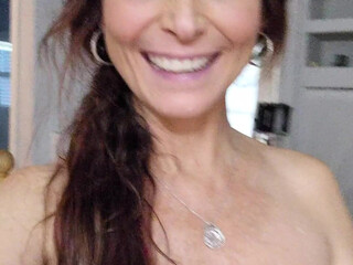 Syren De Mer Amazing blonde