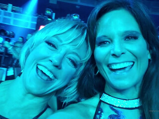 Syren De Mer crazy babe posing nude