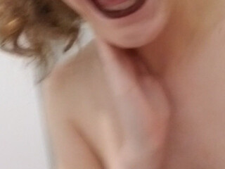 Izzy Wilde  Obstinate lesbians