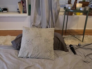 sheisatang Restless girl