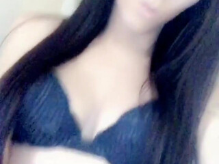 Kendall Vuitton   naked naughty in fries