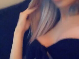 Kendall Vuitton   08 October 2020