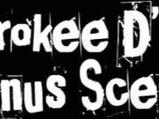 Cherokee D Ass a nice babe kneads her cunt