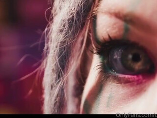 anuskatzz mature model caresses nipples and cunt