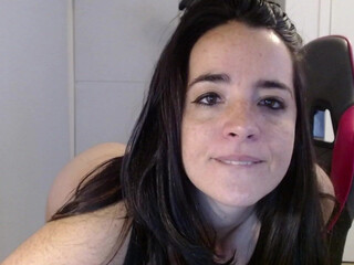 melaniebiche dark haired chick masturbates with sex toy