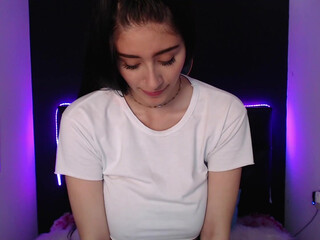 katestone_ big boobed chick jerking off her cunt