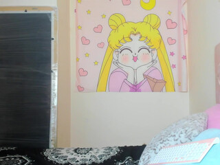 sabrina_geek slut cums off