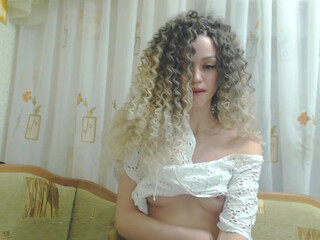 qeensgambit sultry whore naughty with a vibrator