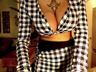 persianangel perfect swell caresses sex lips