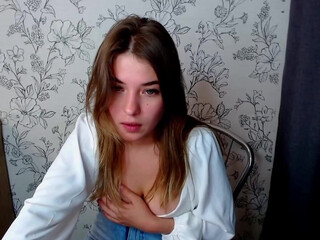 _annabel_shy Spicy blonde