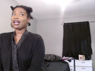 amyknightington Delicious brunette