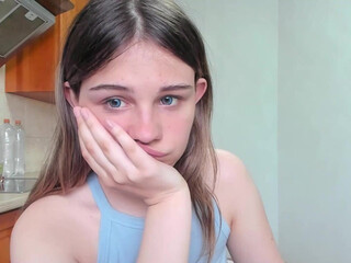 zxv777 Vicious chick