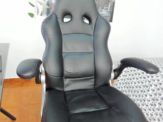 vanessa_johnson1 Busty Asian passionately fucks with a guy