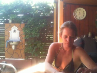 thedarksideoflive shakes while husband is not at home