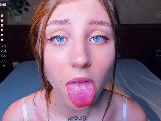 evalanis young bitch fucks herself with sex toys