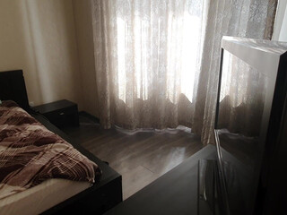 angel ts wonderful babe cums from a handjob