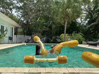 akadanidaniels gorgeous big boobs