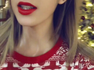 Jade vow OnlyFans attractive chick diligently licks dildo