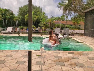 akadanidaniels Mature slut