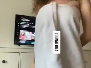 Love Lilahh  cumming heavily