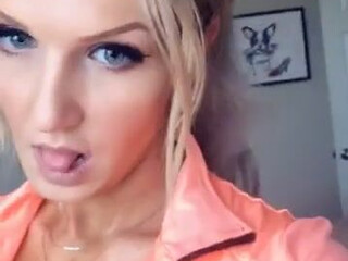 Kayleigh Coxx aka kayleighcoxx84 mature confused masturbates shaved pussy