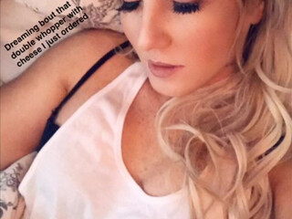 Kayleigh Coxx aka kayleighcoxx84 recording  private e with blonde