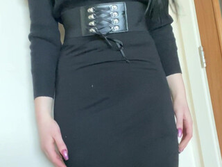 Mistress Karina i forgot to close the fries and turn on  private e