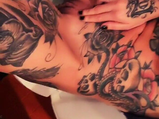 Megan Inky aka inky real mama is cumming heavily