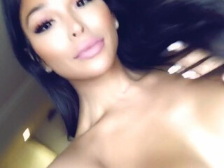 Jaslyn Lee aka tsjaslynlee Pregnant chick