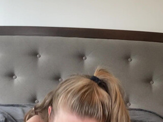 thejensensplay young girl masturbates lips sex