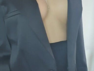 Elisha Shelly aka elishashelly Sultry confused