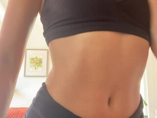 leolulu_xxx Busty wench