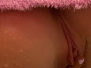 Ashley Danielle Flirty chicks