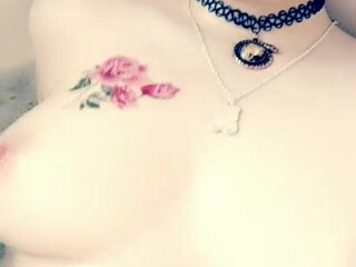 thegoldengoddes slut female fucks both holes