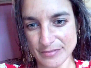 Liglee Dark haired curva