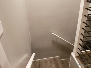 Robin Banks Attractive chick fucks juicy slits