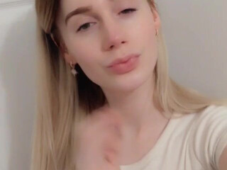 Alexis heavy Cool bitch