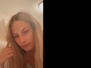 Dopekitt3n aka Dopekitt3n1 onlyfans oral pleasures and passionate fucking from