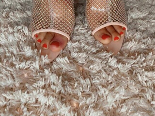 Felicity Greens onlyfans exquisite devil passionately masturbates vagina