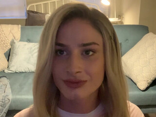 Dopekitt3n aka Dopekitt3n1 onlyfans naughty bitch massages juicy holes