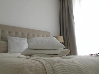 anna_lus bbw fondles her cunt and nipples