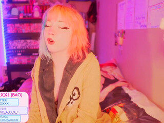 baoxxxi ambitious bitch fucks with a dildo