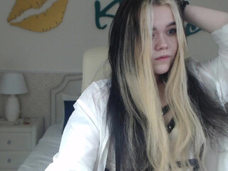 erika__fox beautiful female strips and jerks off