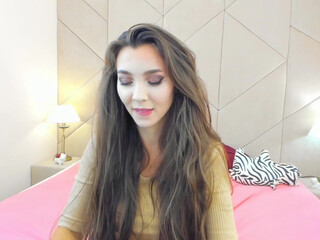 gaabigold Vicious chick