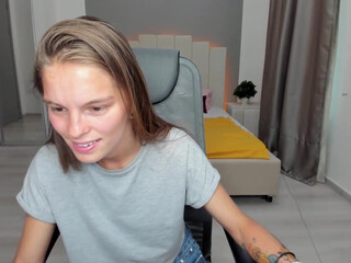 angela__boom Hot chick