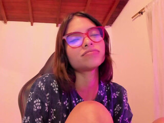 alone_together_ Juicy blonde