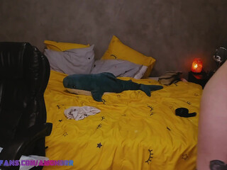 alicewonder tanned lady fucks her friend