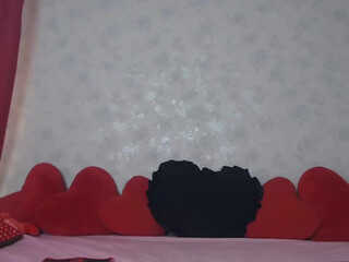 1dream_magical shy kittens jerking shaved cunt