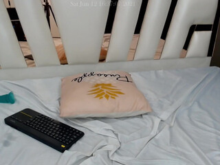 littledaddyissue hot harlot fingering vibrator